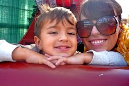 selfie. note the little kid tht says "she's a great mom-to-be!" he's my brother.