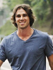 Bachelor-Ben-F_240